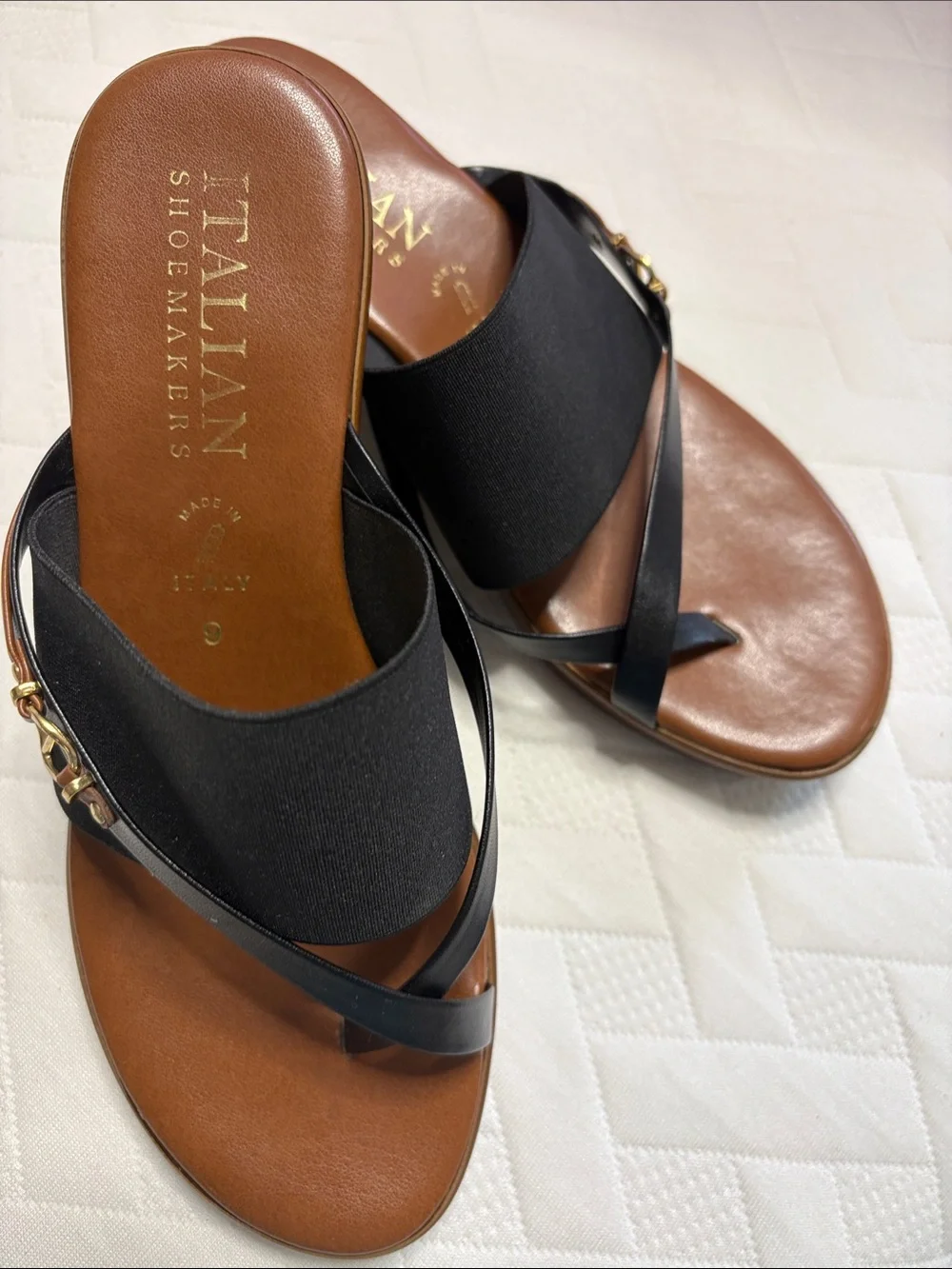 Italian Shoemakers Black and Brown Elastic Crossband Slide Sandals size 9